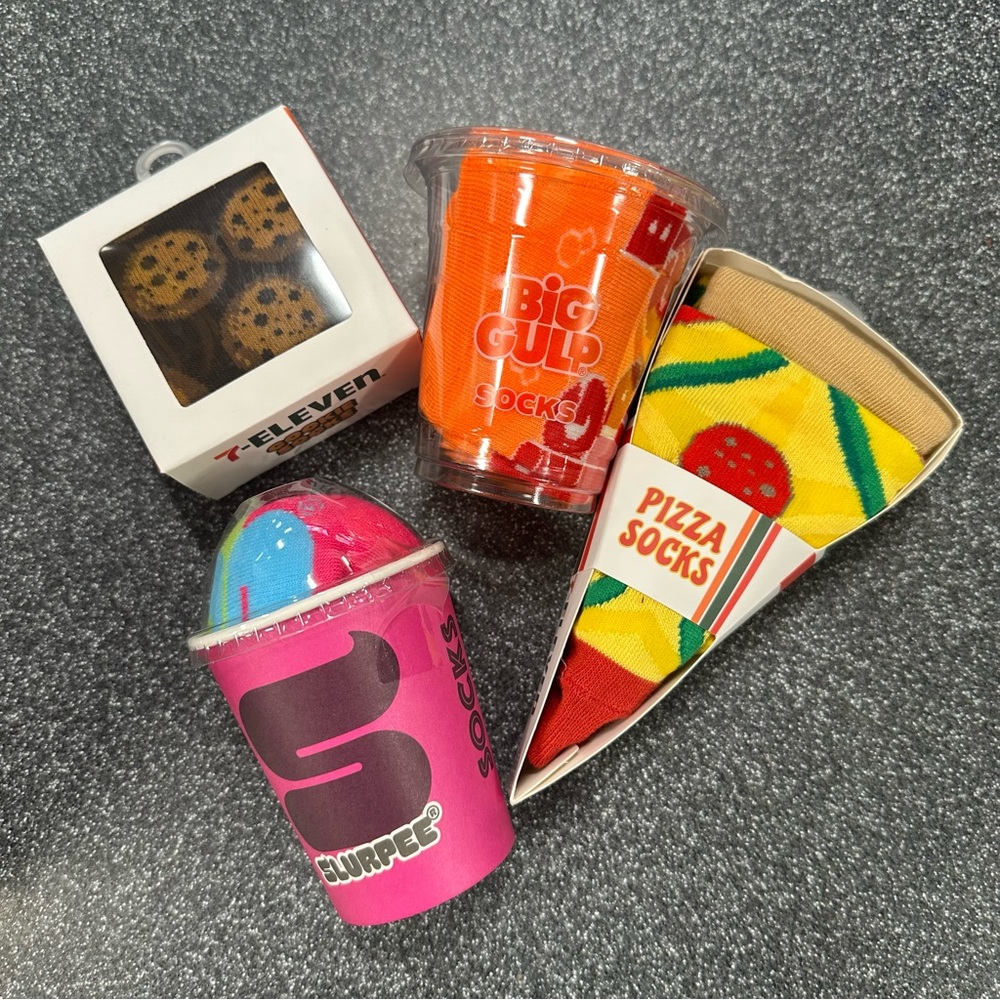 7Eleven Theme Socks